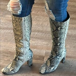 Steve Madden NYC Snakeskin “Carrie” knee high boots. Size 8.
